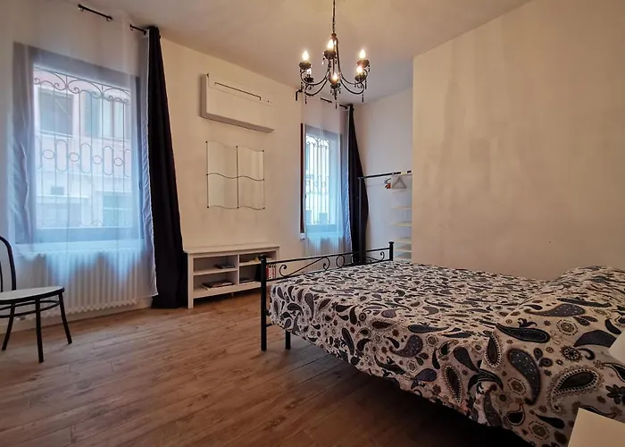 Ca' Delle Furlane Apartament *
